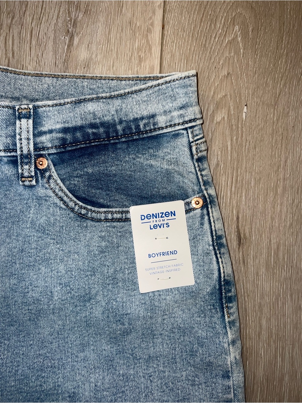 Denizen from Levi's Women's Light Wash Boyfriend Jeans - Picture 2 of 5